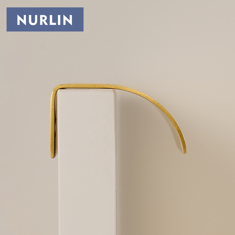 Nurlin 황동 접이식 짧은 가장자리 당겨 손잡이 서 - Curved Spring Bar 리뷰 및 가격